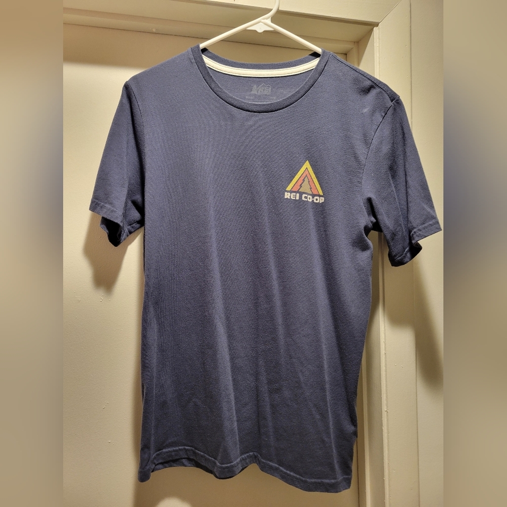 REI top tshirt